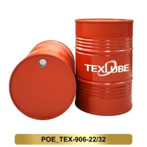 POE_TEX-906-22/32 というラベルの付いた赤い Texlube ドラム。HVAC および冷却システム用の耐摩耗性、抗酸化性、および消泡性添加剤が強化された低粘度のポリオールエステル冷凍機油です。